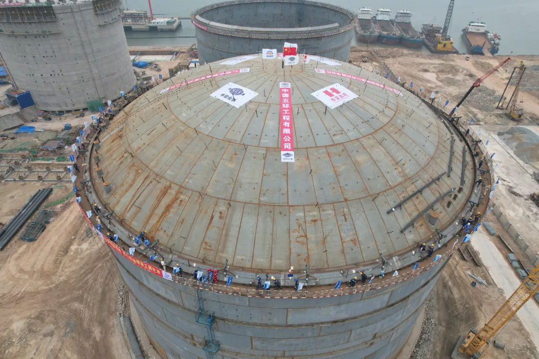 中國五環總承包廣西華誼項目低溫丙烷罐氣升頂成功