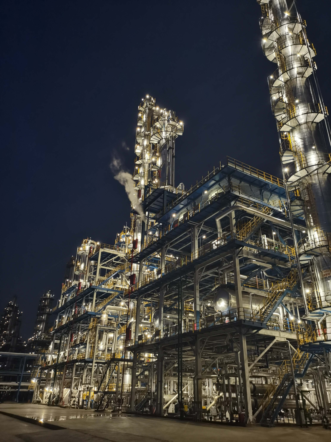 寰球華東公司設計的利華益25萬噸/年純苯項目 一次開車成功